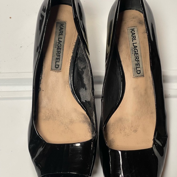 Karl Lagerfeld Elegant Black patent Women's Shoes with gold heel, size 8 - Picture 2 of 3